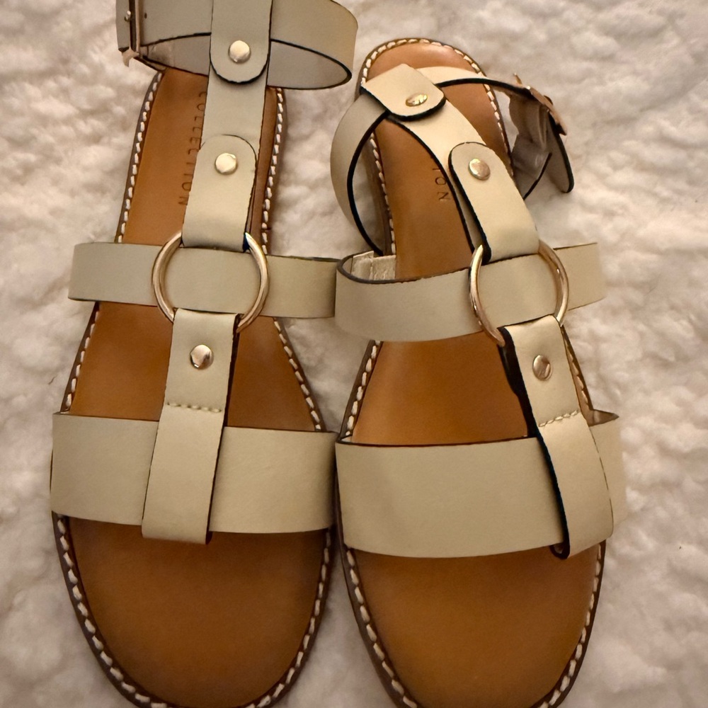 Journee Collection Cream Ring-Strap Flat Sandals